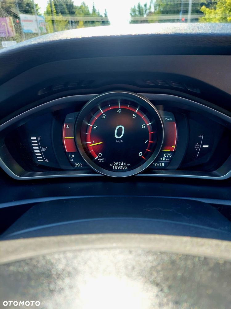 Volvo V40 T3 Kinetic - 11