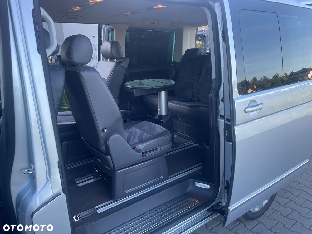 Volkswagen Multivan - 8