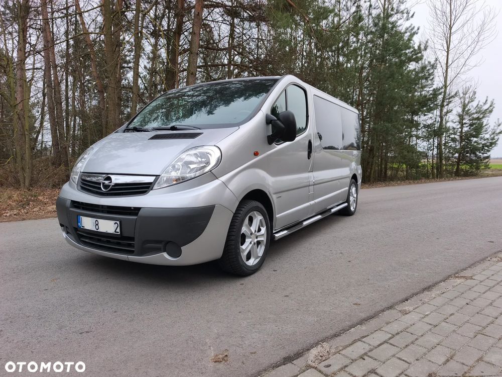 Opel Vivaro - 1