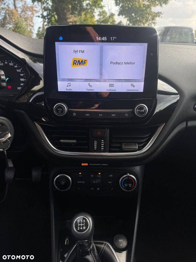 Ford Fiesta 1.1 S&S COOL&CONNECT - 17