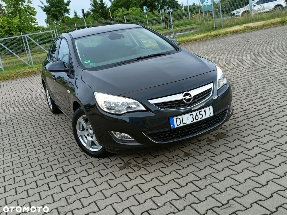 Opel Astra 1.4 Turbo Innovation - 1