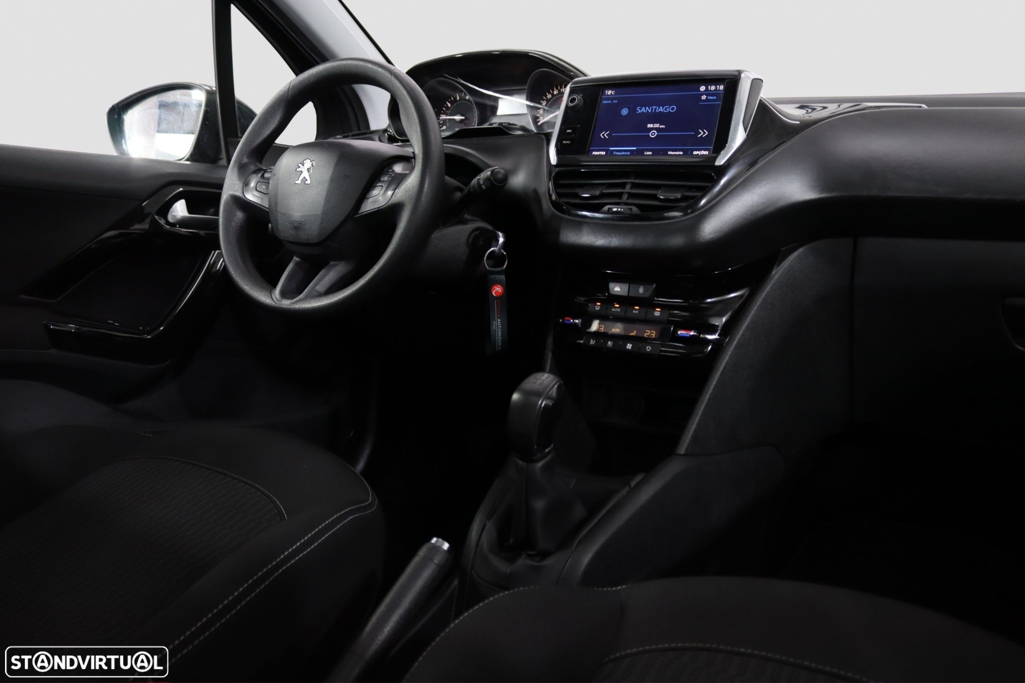 Peugeot 208 1.2 PureTech Allure - 5