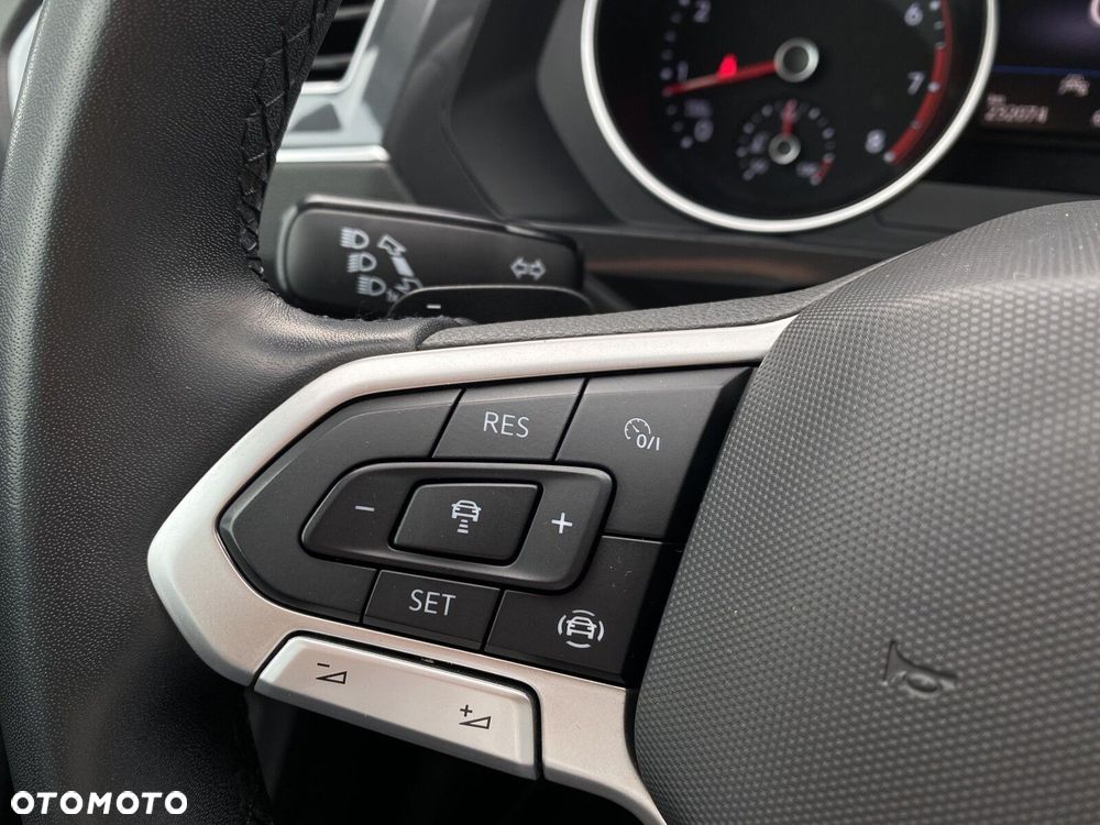 Volkswagen Tiguan 2.0 TSI 4Mot Life DSG - 16