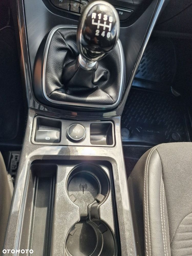 Ford Kuga 2.0 TDCi AWD Titanium - 31