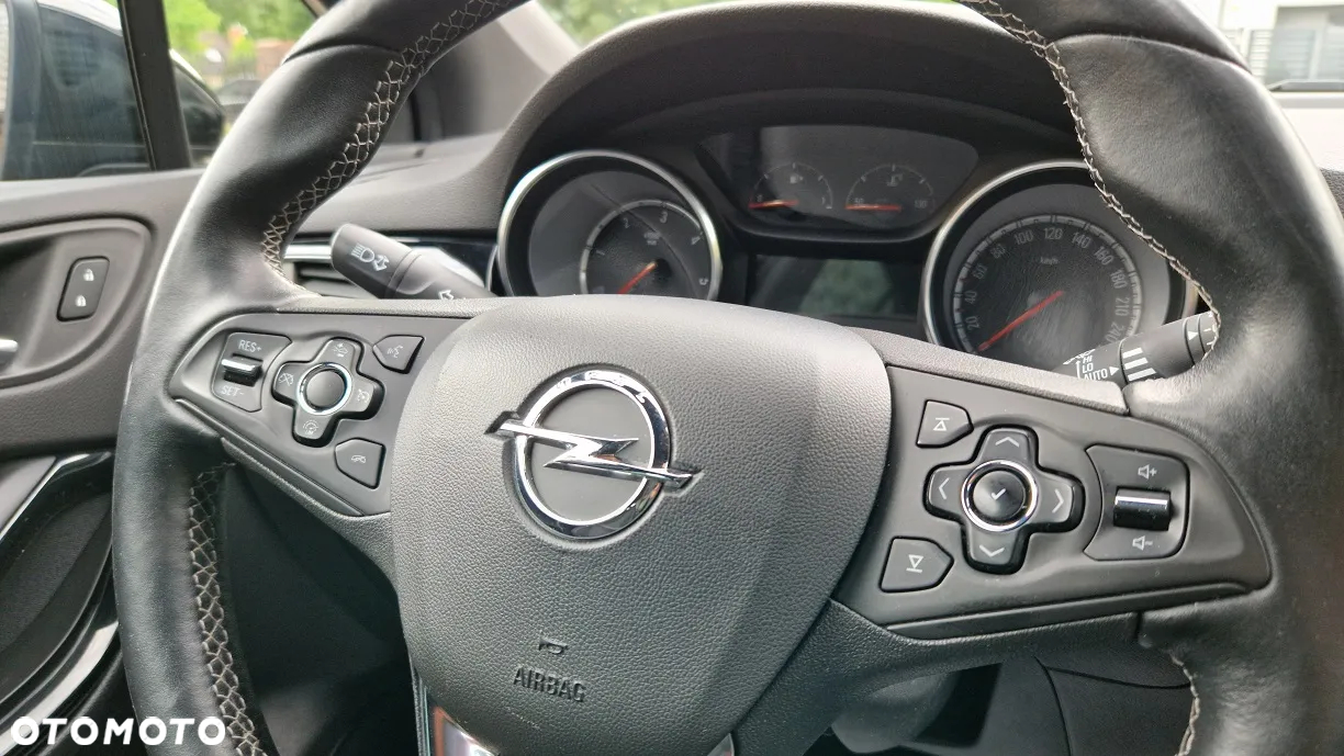 Opel Astra V 1.6 CDTI Dynamic S&S - 16
