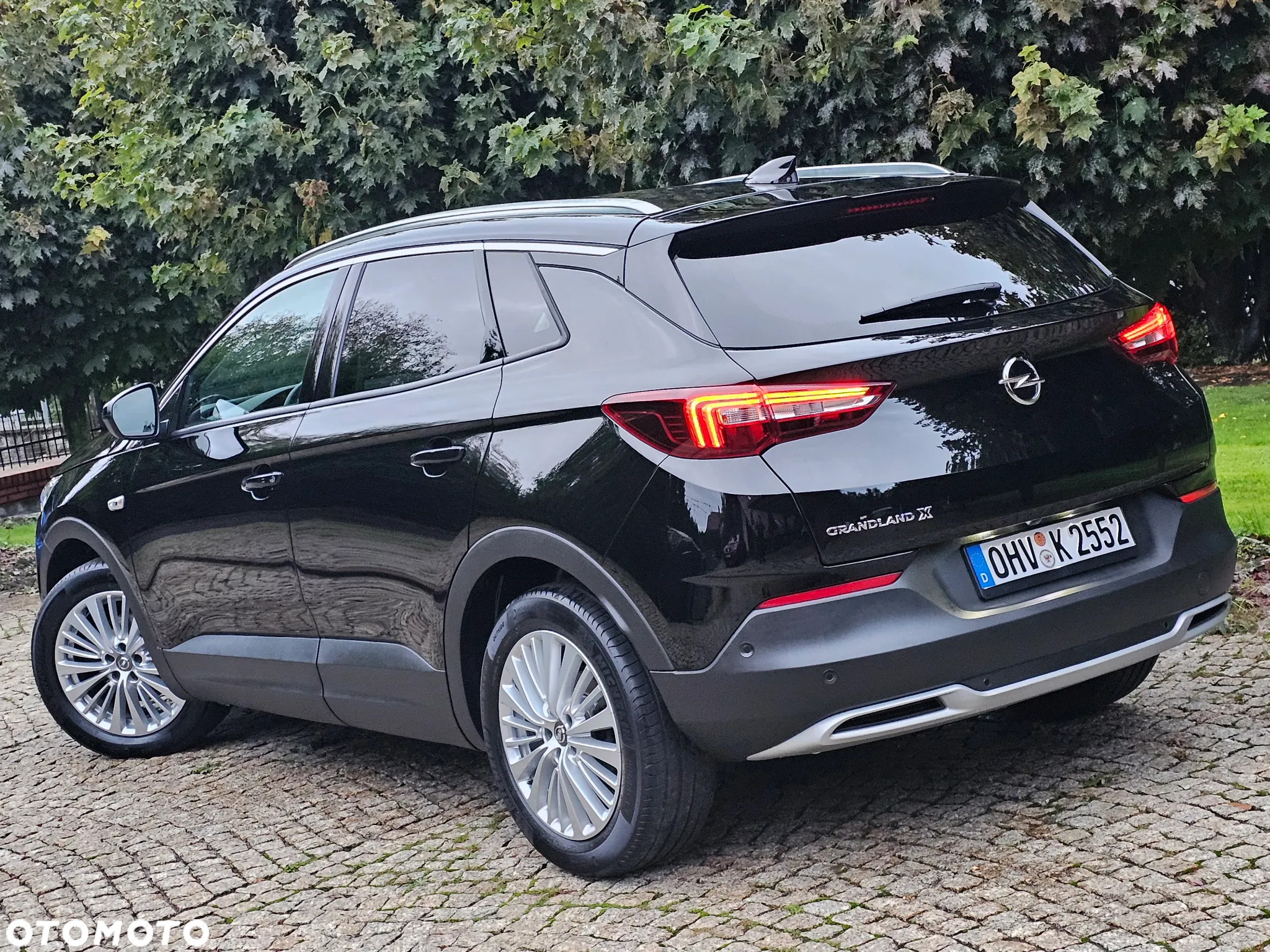 Opel Grandland X 1.5 D Start/Stop Automatik Business INNOVATION - 2