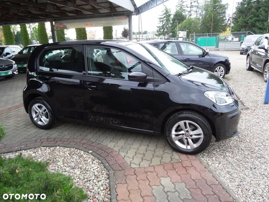 Volkswagen up! 1.0 Beats - 4