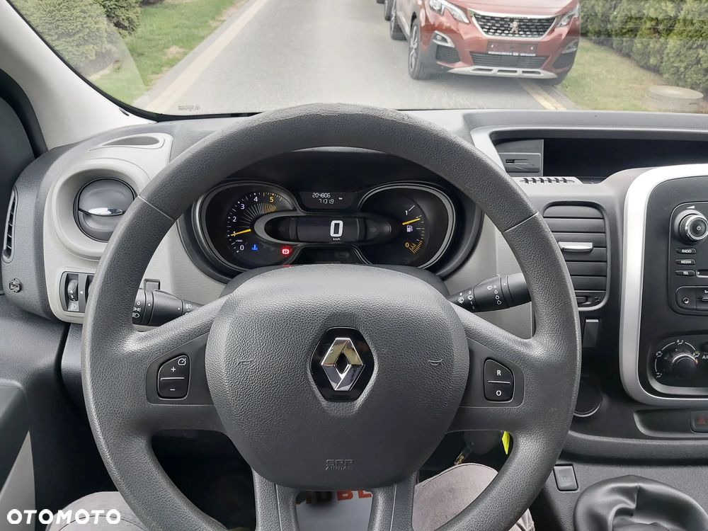 Renault TRAFIC - 16
