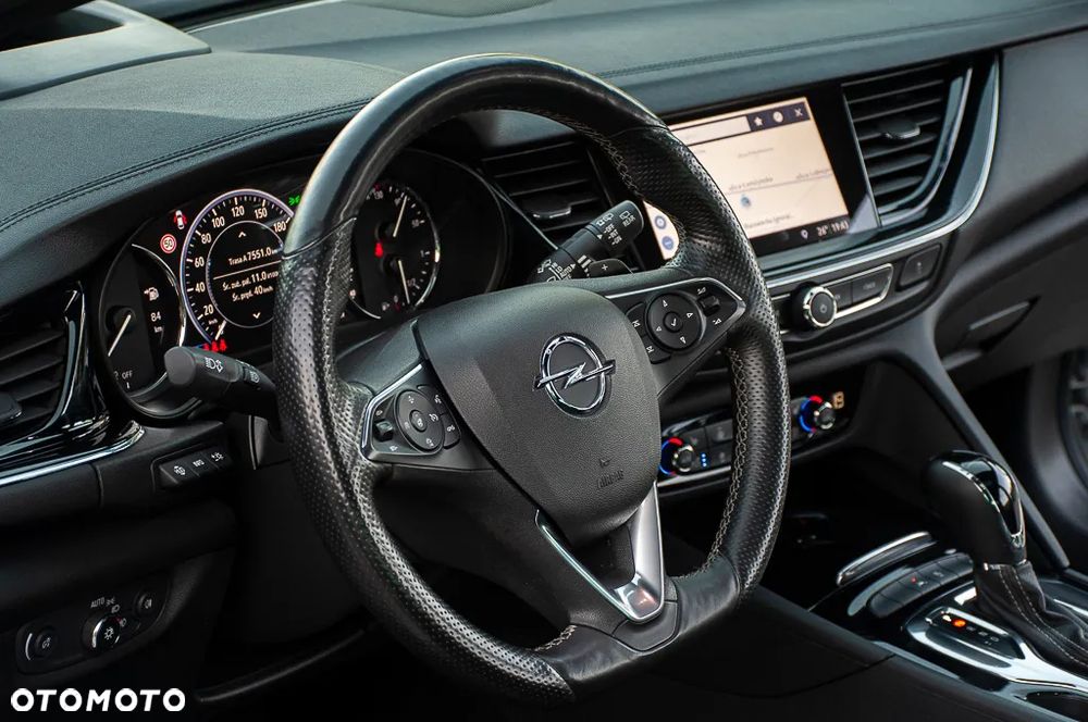 Opel Insignia 2.0 BiTrb D 4x4 Automatik Exclusive - 21