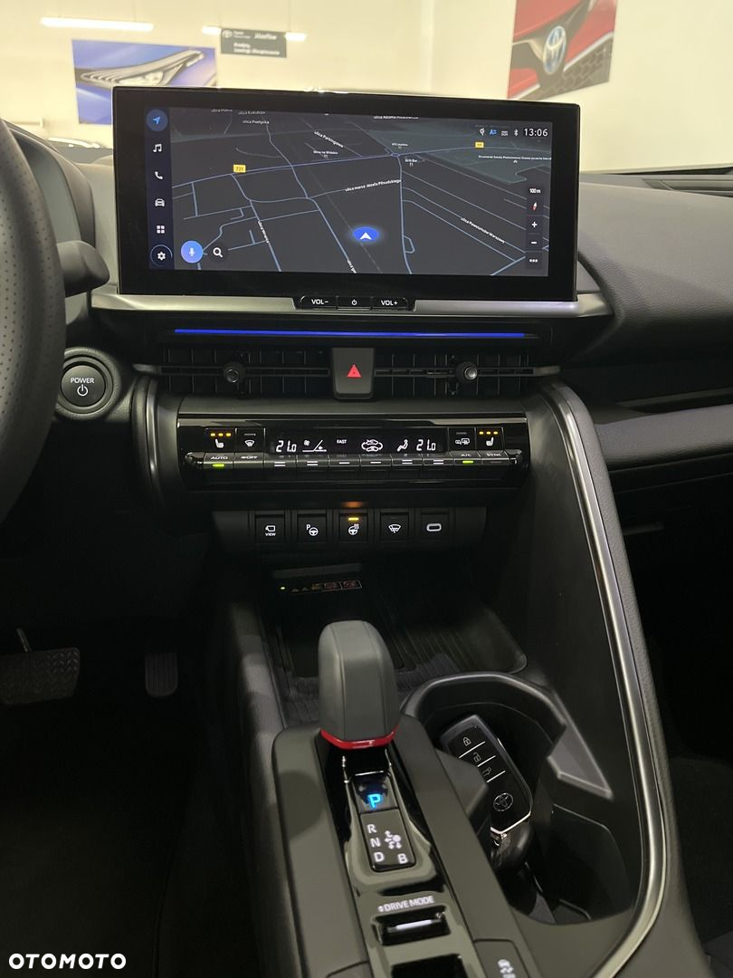 Toyota C-HR - 11