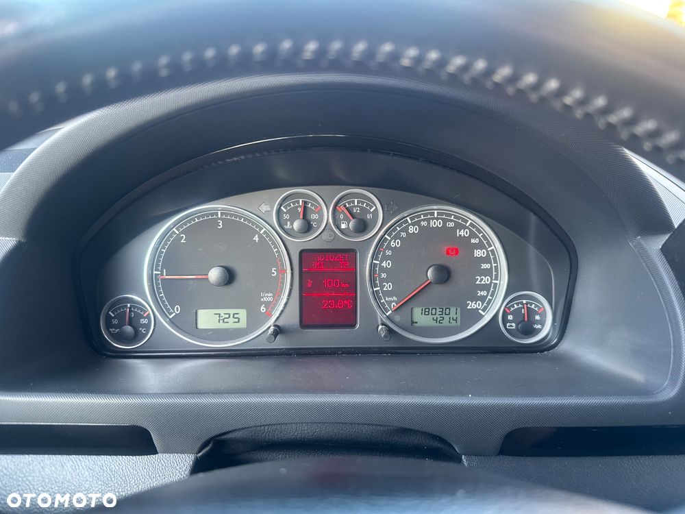Volkswagen Sharan 2.0 TDI Comfortline - 20