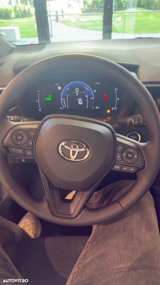 Toyota Corolla 1.8 HSD Eco - 23