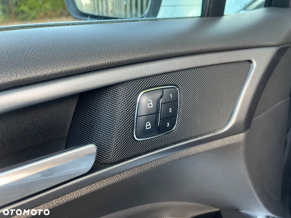 Ford Mondeo 2.0 TDCi Titanium 4WD PowerShift - 24