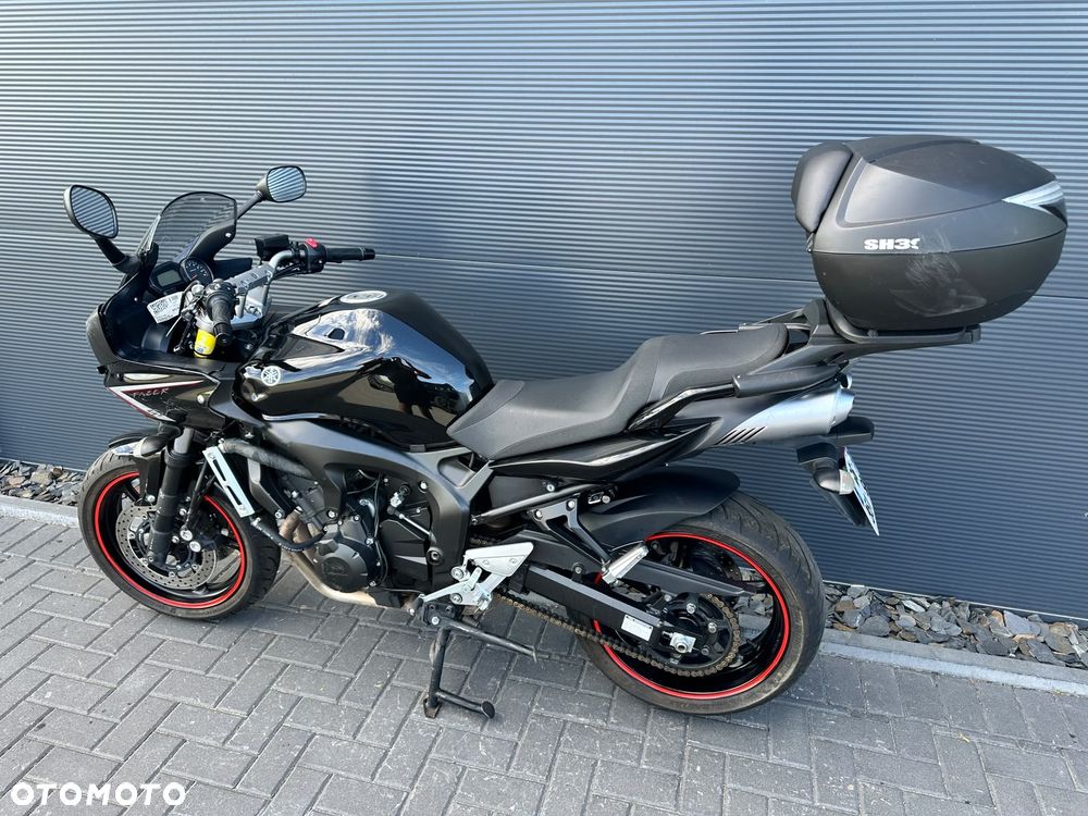 Yamaha FZ6 - 3
