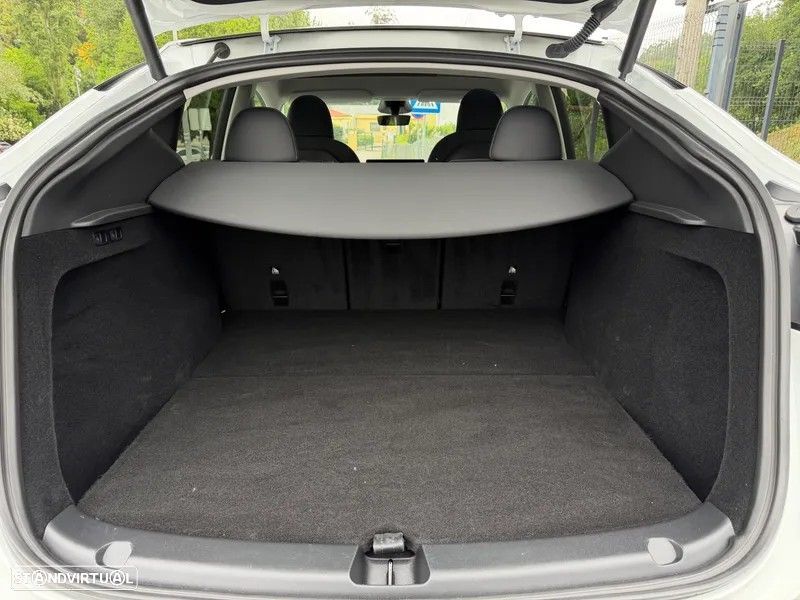 Tesla Model Y Tração Traseira - 11