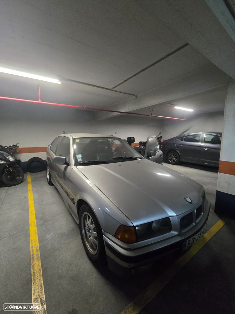 BMW 316 i Compact - 4