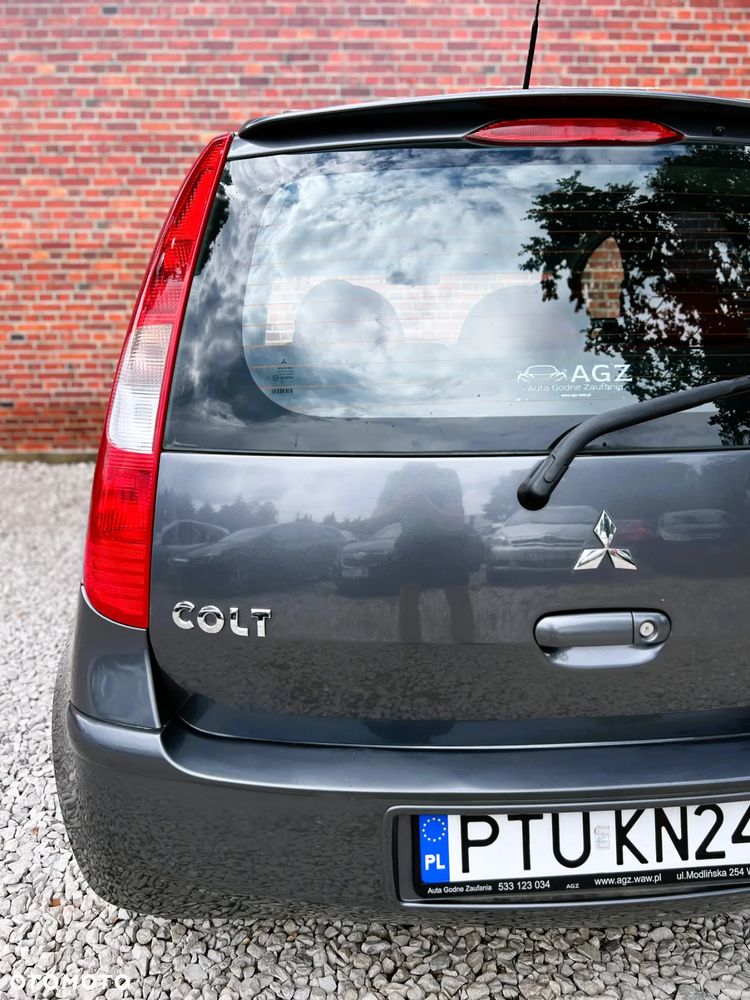 Mitsubishi Colt - 31