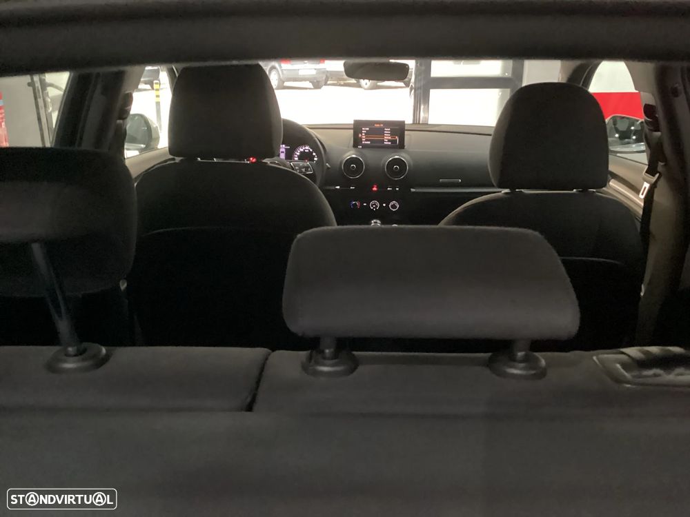 Audi A3 1.6 TDI S-line S tronic - 16