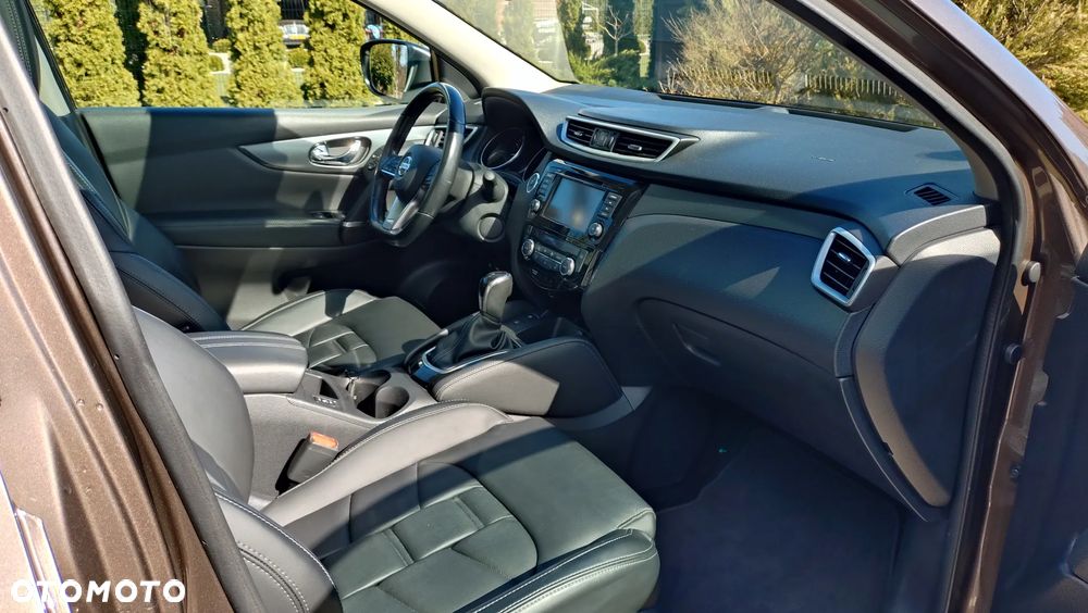 Nissan Qashqai 1.3 DIG-T Tekna DCT - 16