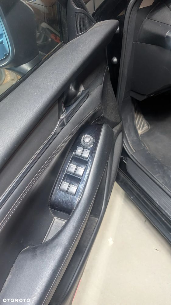 Mazda 6 - 17