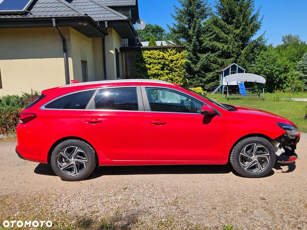 Hyundai i30 1.6 D Comfort - 4