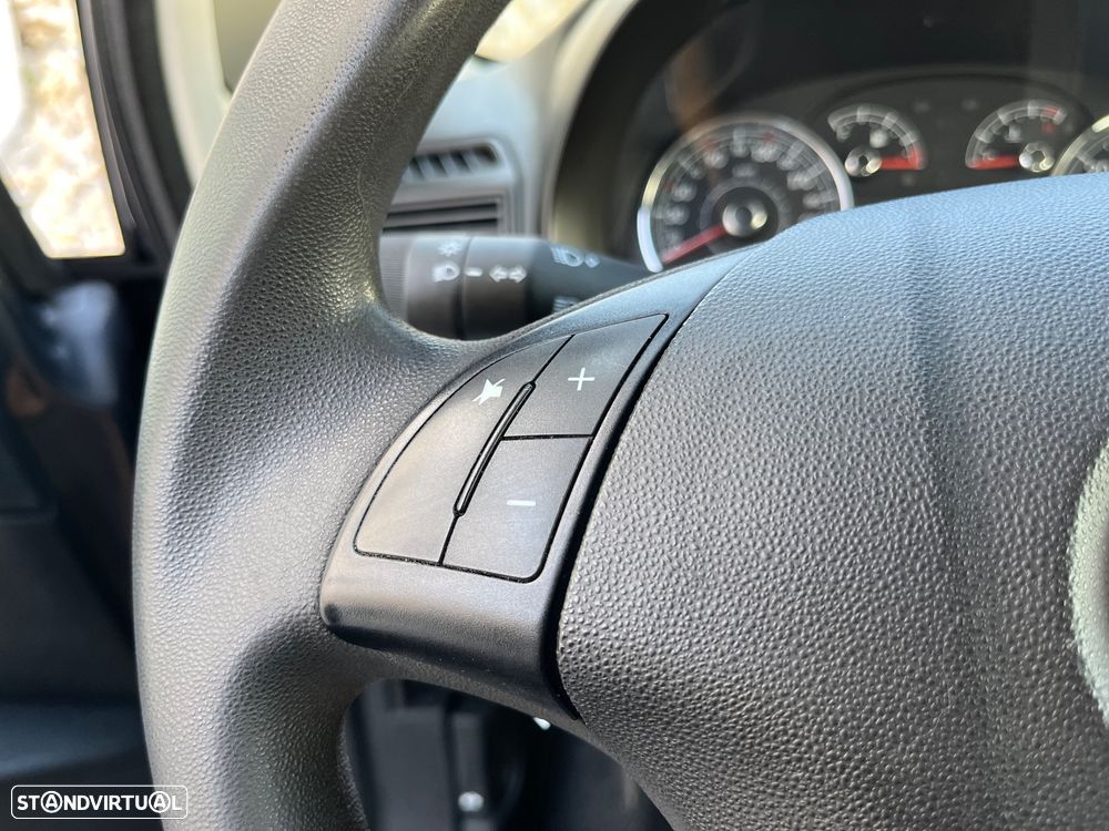 Fiat Punto 70 JTD Multijet Dynamic — fotografia 32