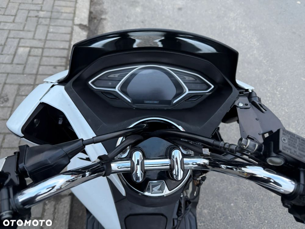 Honda PCX - 10
