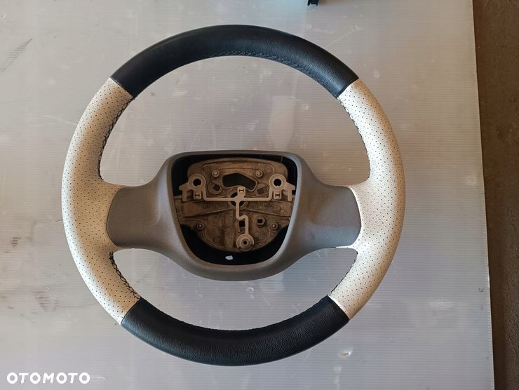 SMART FORTWO II 451 KIEROWNICA SKÓRA 07r- - 1