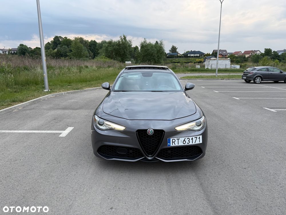Alfa Romeo Giulia 2.0 Turbo Veloce TI Q4 - 17