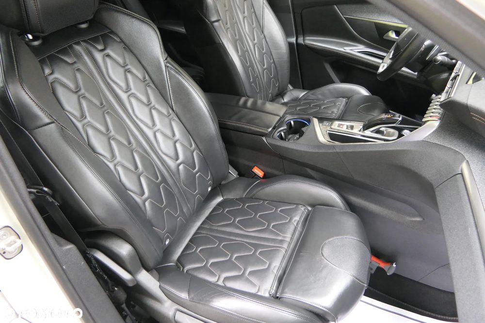 Peugeot 3008 - 23
