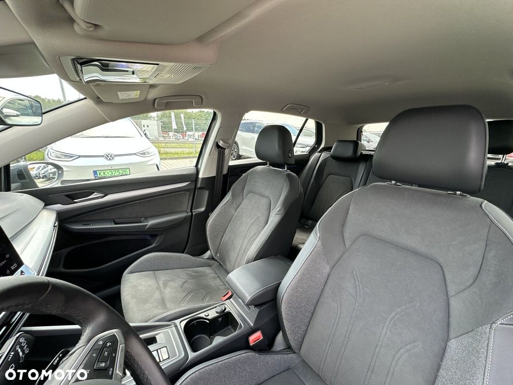 Volkswagen Golf - 12