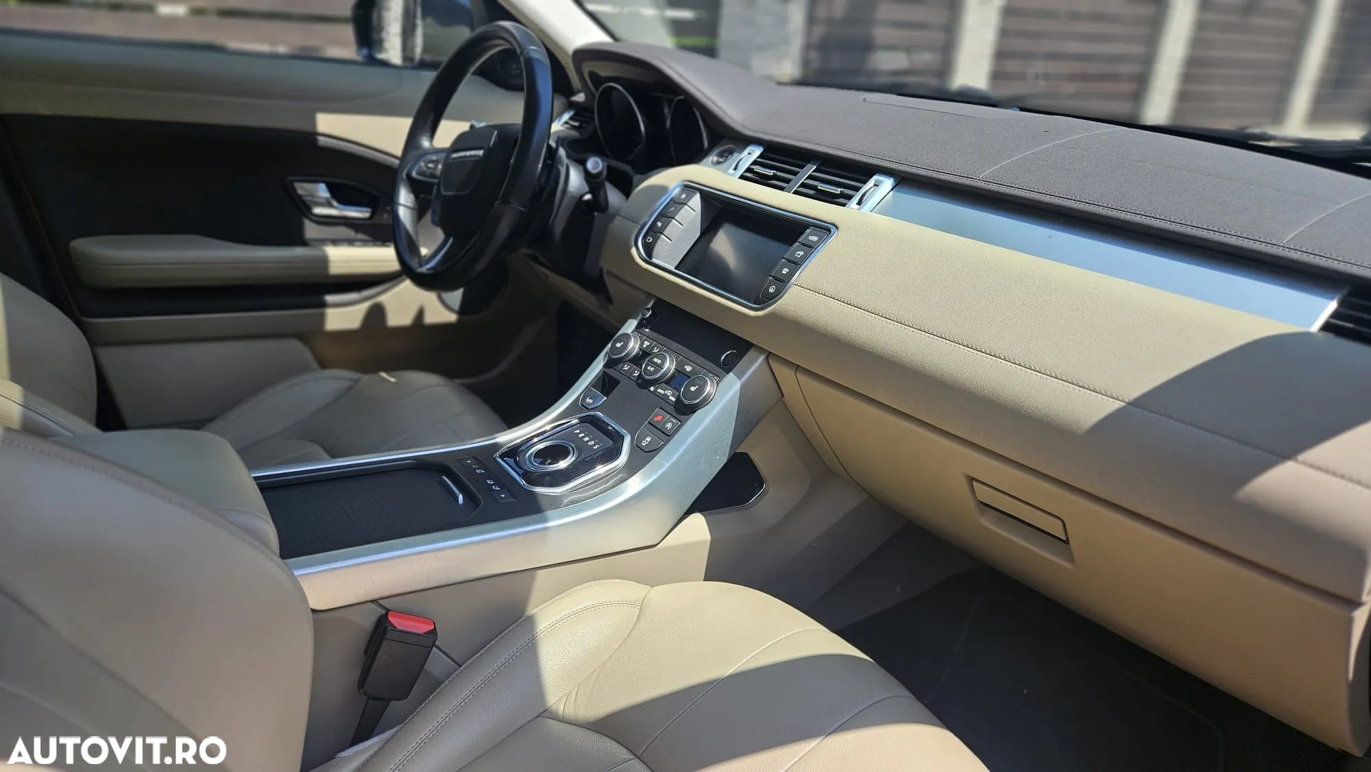 Land Rover Range Rover Evoque 2.0 D165 MHEV Bronze Collection - 11