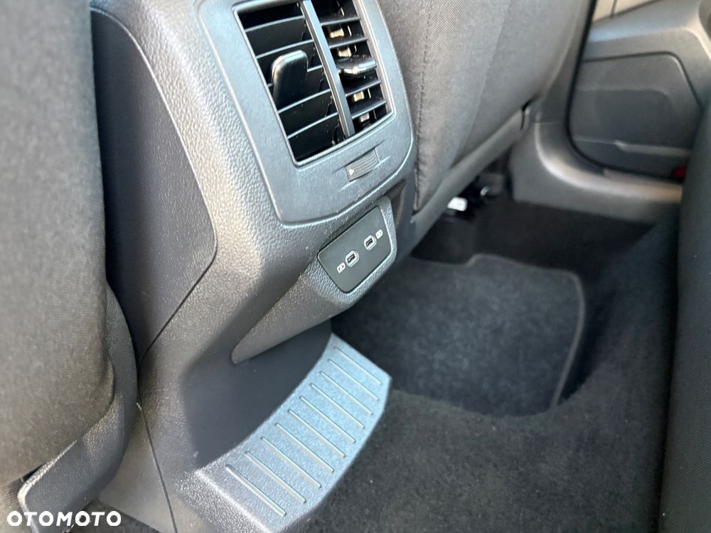 Volkswagen T-Roc 1.0 TSI OPF Style - 26