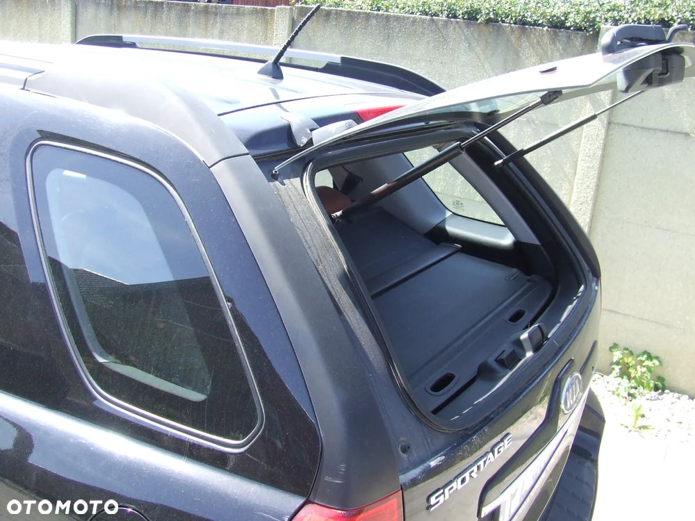 Kia Sportage 2.0 CRDI 4WD Champ - 15