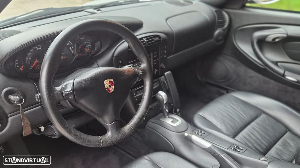 Porsche 911 (996) - 28