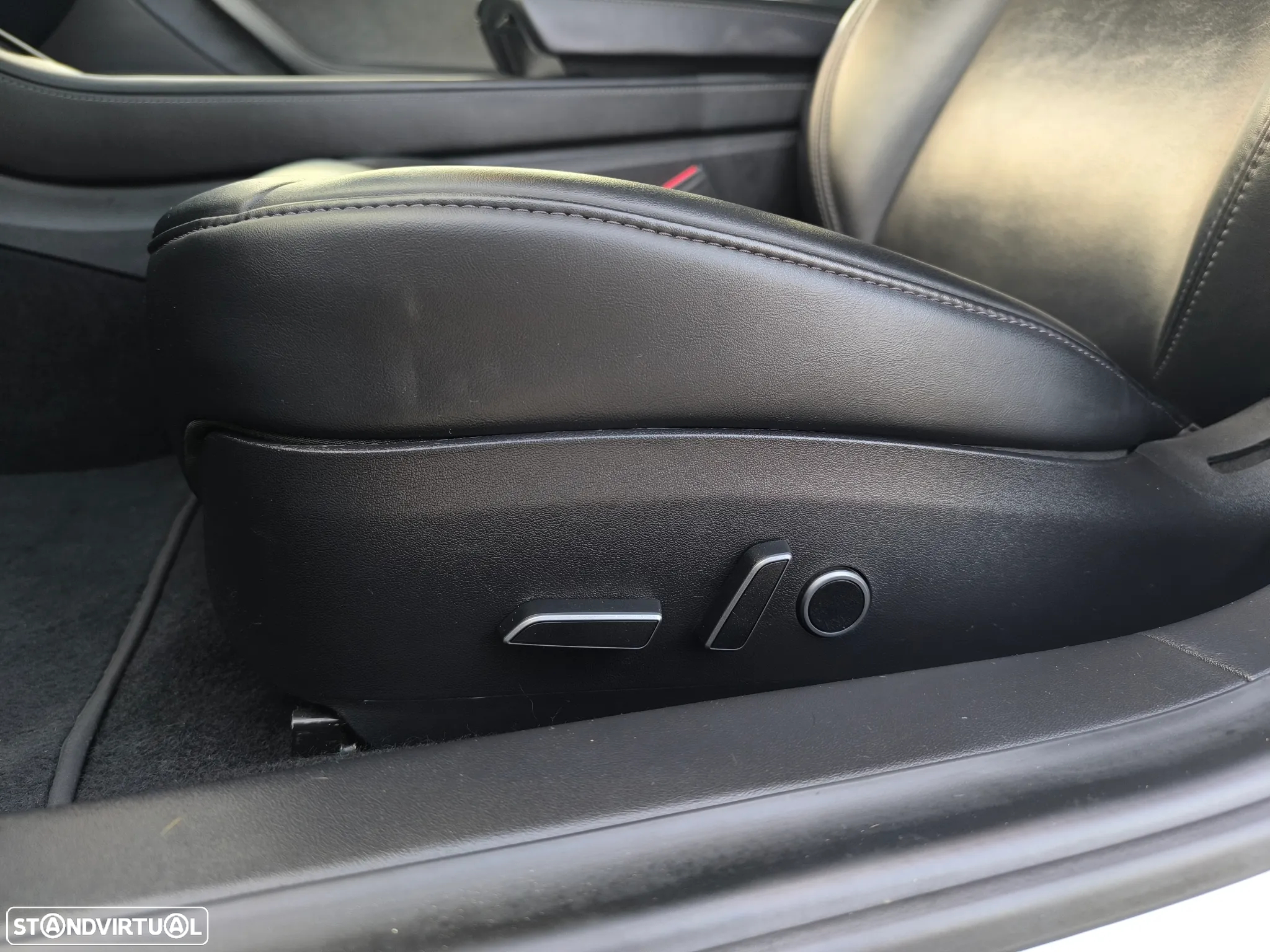 Tesla Model 3 Long Range AWD Dual Motor - 27
