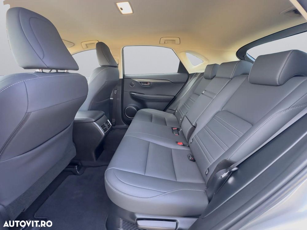 Lexus Seria NX 300h AWD Executive Plus - 13