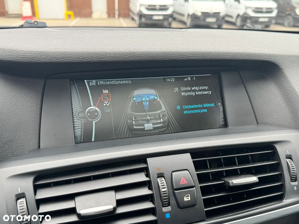 BMW X3 28i xDrive - 27