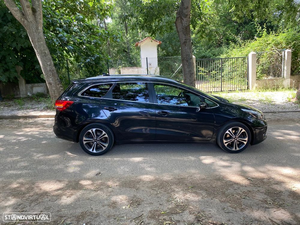 Kia Ceed SW 1.6 CRDi GT Line - 14
