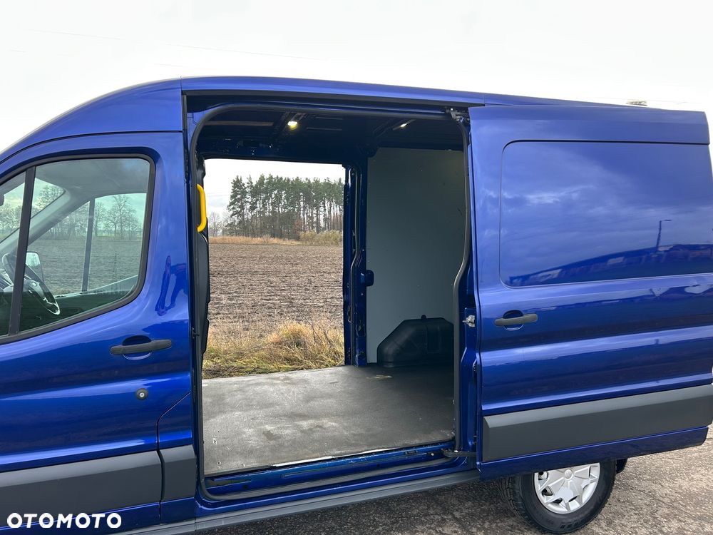 Ford Transit - 23