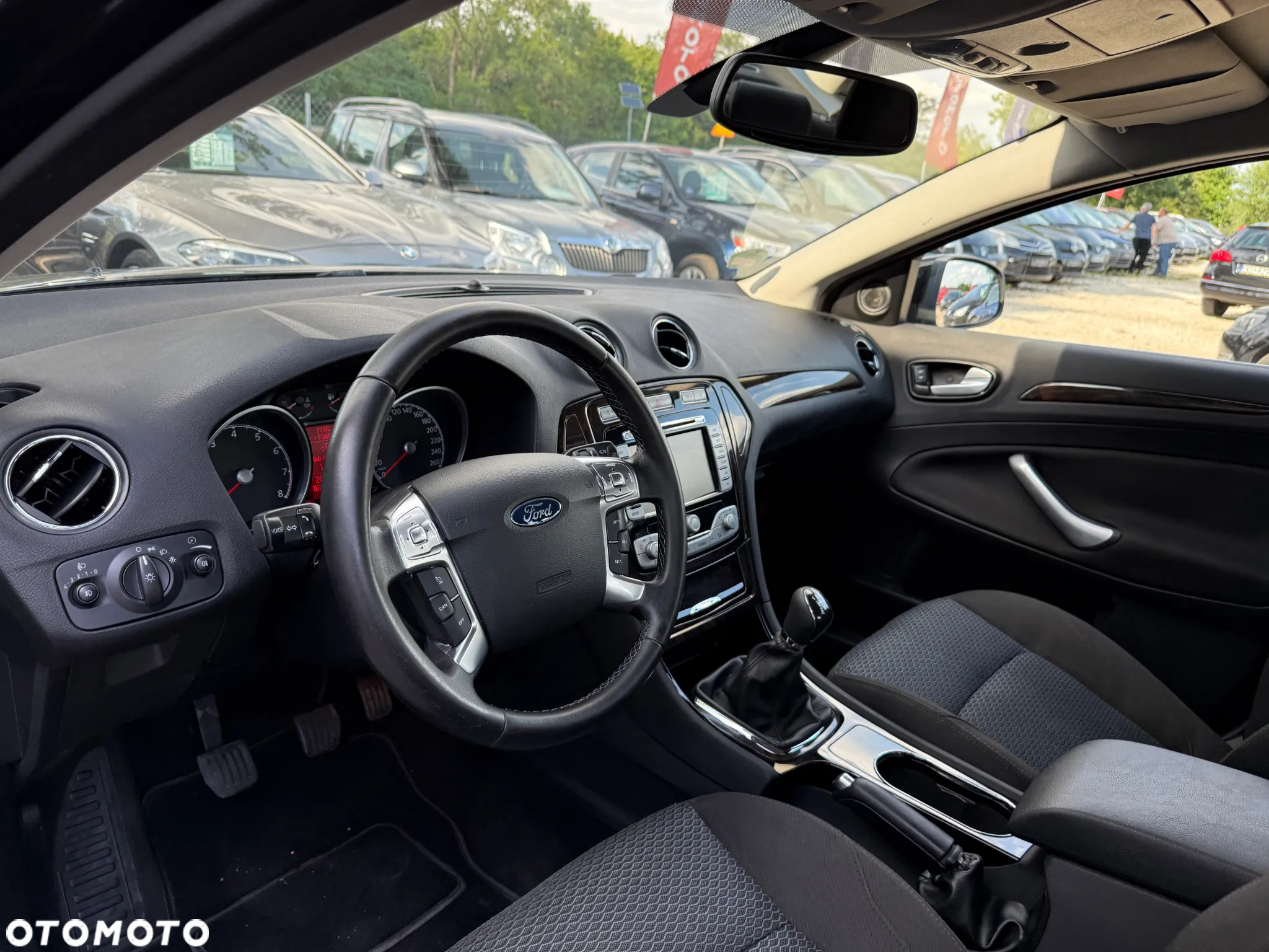Ford Mondeo 2.0 Titanium X - 28
