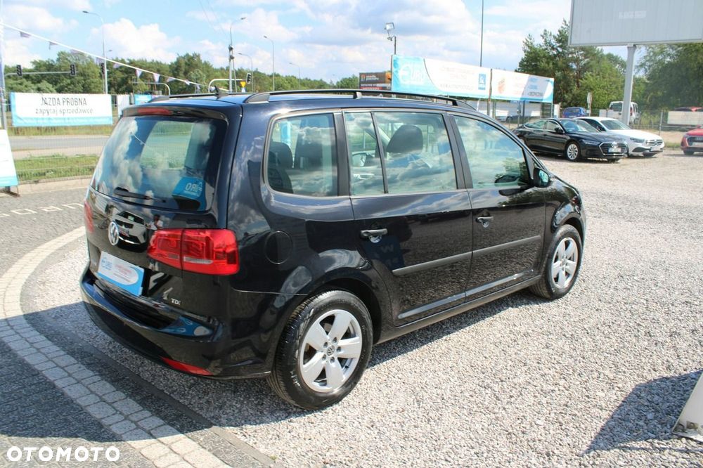Volkswagen Touran - 6