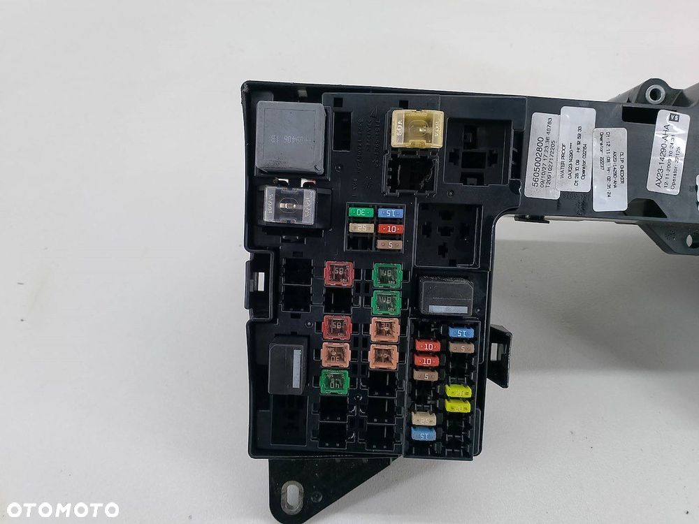 SKRZYNKA BEZPIECZNIKÓW JAGUAR XF X250 AX23-14290-AHA - 3