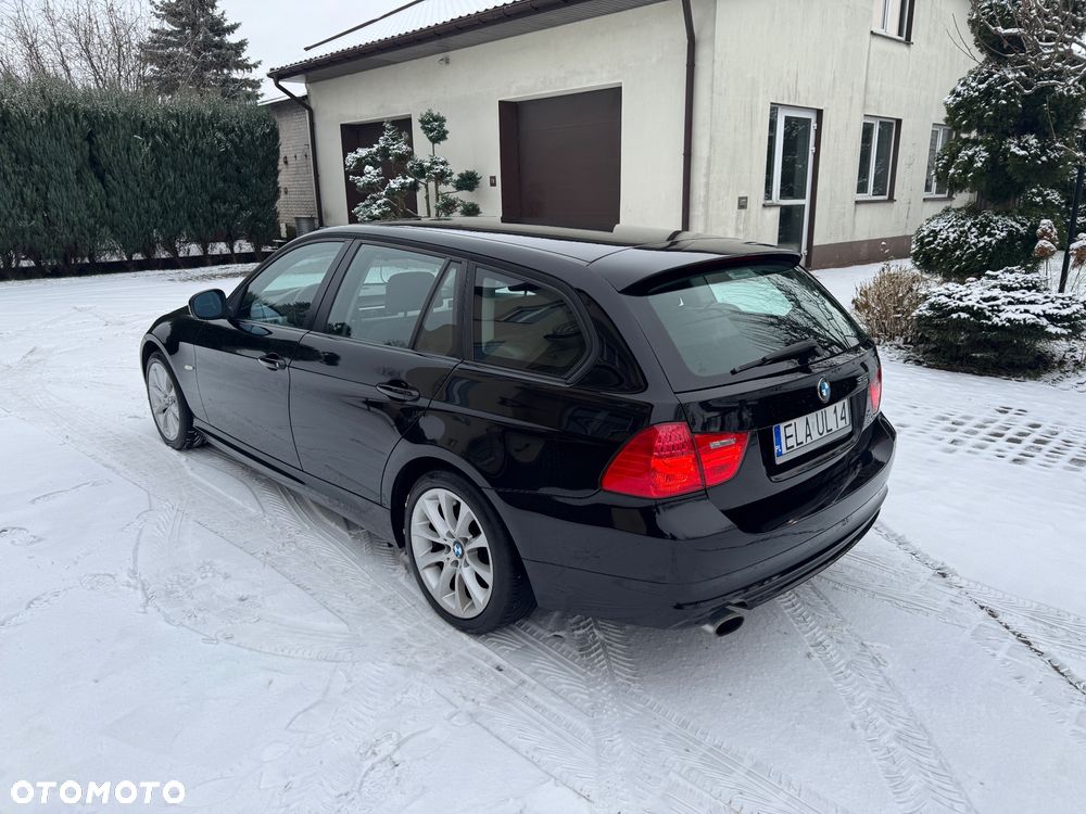 BMW Seria 3 318i Edition Lifestyle - 23