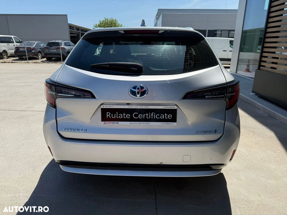 Toyota Corolla 1.8 HSD Dynamic - 8