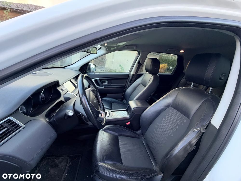 Land Rover Discovery Sport - 11