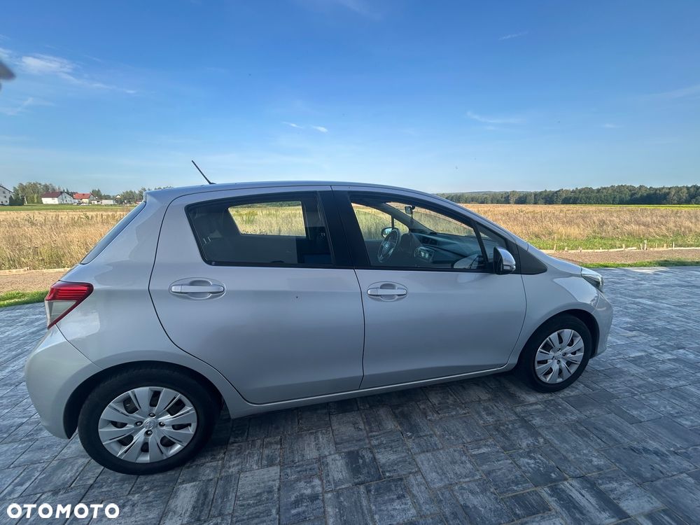 Toyota Yaris 1.0 Luna - 6