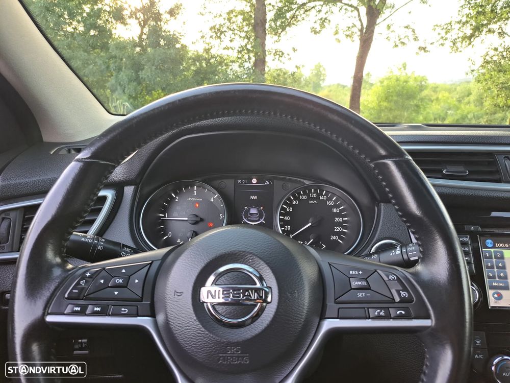Nissan Qashqai 1.5 dCi N-Connecta 18 - 18