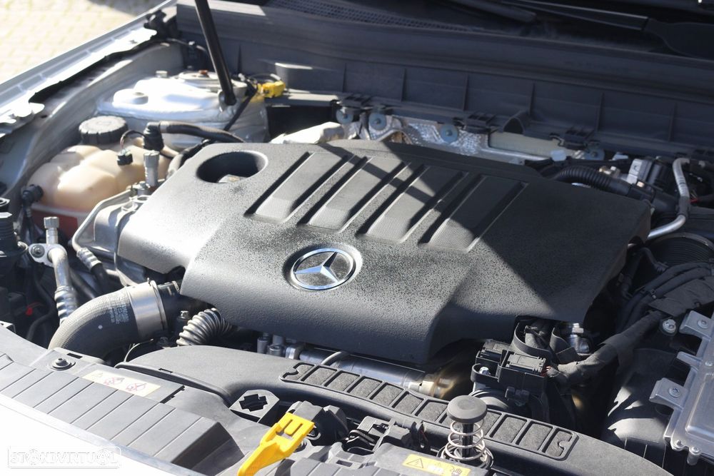 Mercedes-Benz GLB 180 d Progressive - 45