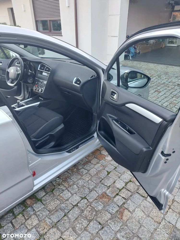 Citroën C4 e-HDi 115 ETG6 Exclusive - 14